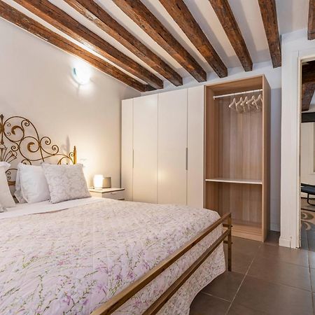 San Giacomo Pied-A-Terre House By Wonderful Italy Венеция Екстериор снимка