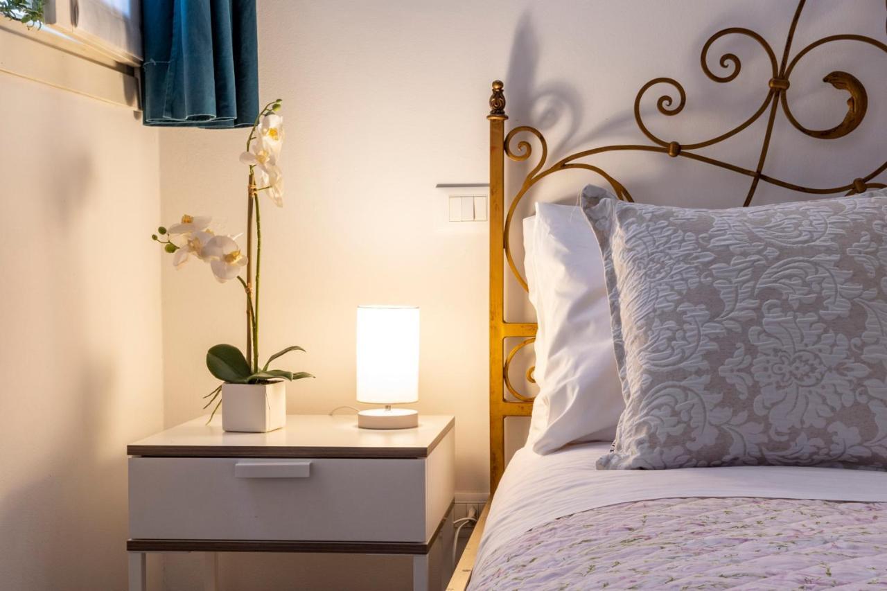 San Giacomo Pied-A-Terre House By Wonderful Italy Венеция Екстериор снимка